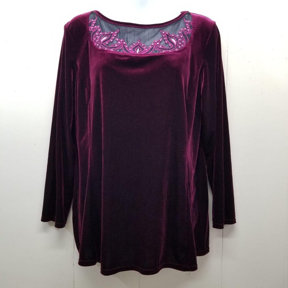 Bob Mackie Wearable Art Red Velvet‎ Top Embroidered